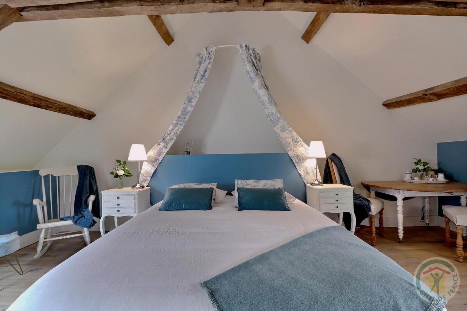 La Bremande Bed & Breakfast Saint-Georges-de-Reintembault Bagian luar foto